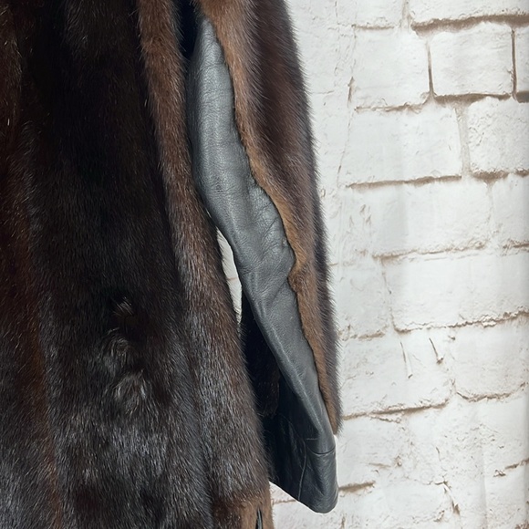 ✨VTG✨I. Magnin Mink/Lambskin Combo Coat, Size M - Picture 12 of 15